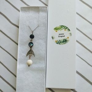 Mermaid Tail Aroma Necklace (White)